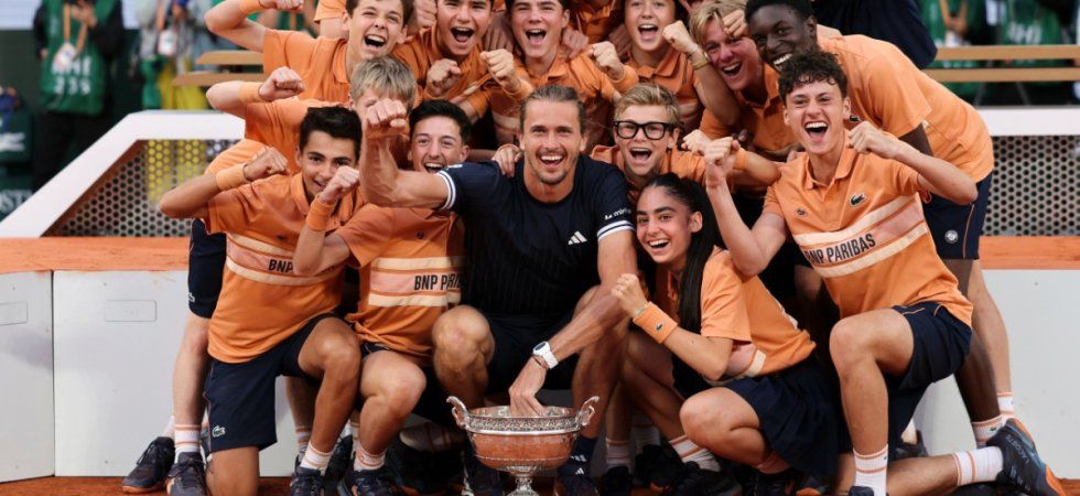 Zverev noyé sous les vagues de félicitations après son premier sacre à Paris