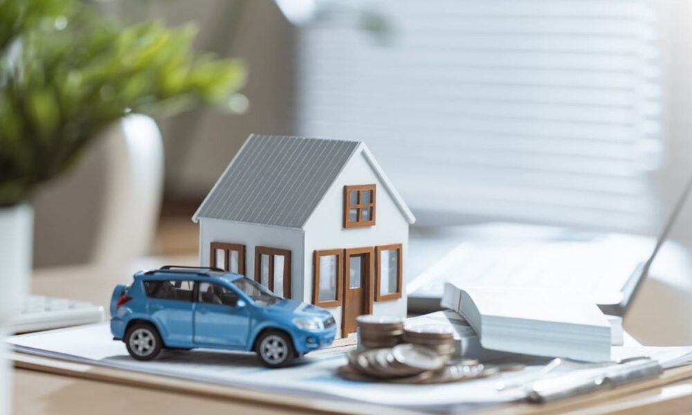 Assurer sa voiture et son logement chez le même assureur le bon plan qui simplifie tout