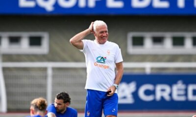 Deschamps gère son groupe au millimètre