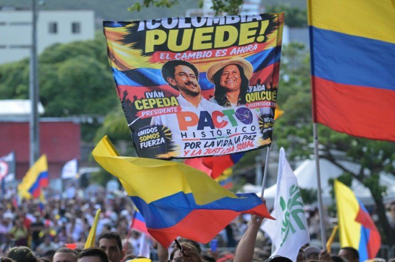 Colombie choisit entre deux visions opposées pour son avenir