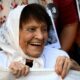 Taty Almeida la mémoire au foulard blanc s est éteinte à 95 ans