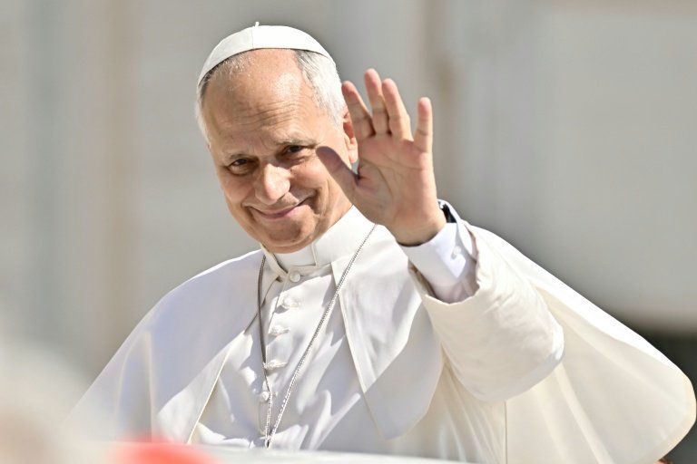 Léon XIV aux cardinaux "Résolvons les conflits en humains, pas en bêtes"