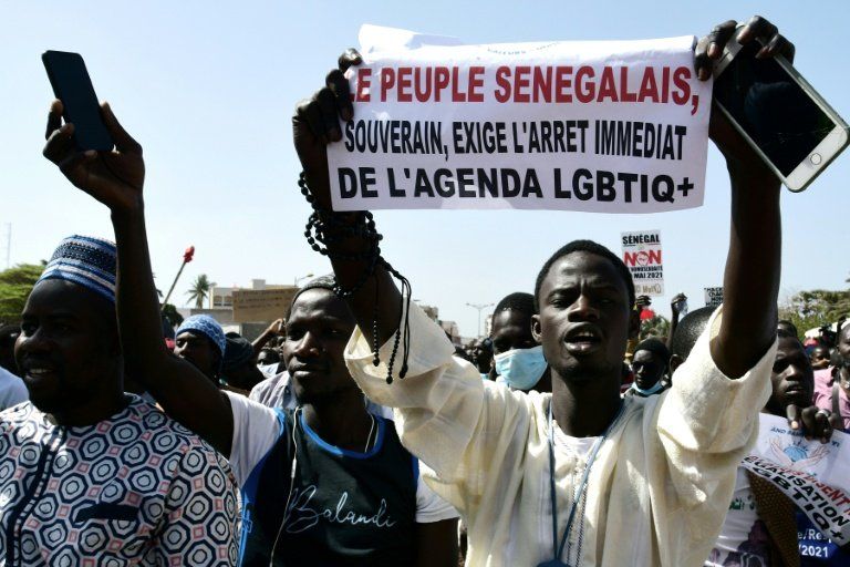 Cinq pays, une même offensive contre les droits LGBT+ en Afrique