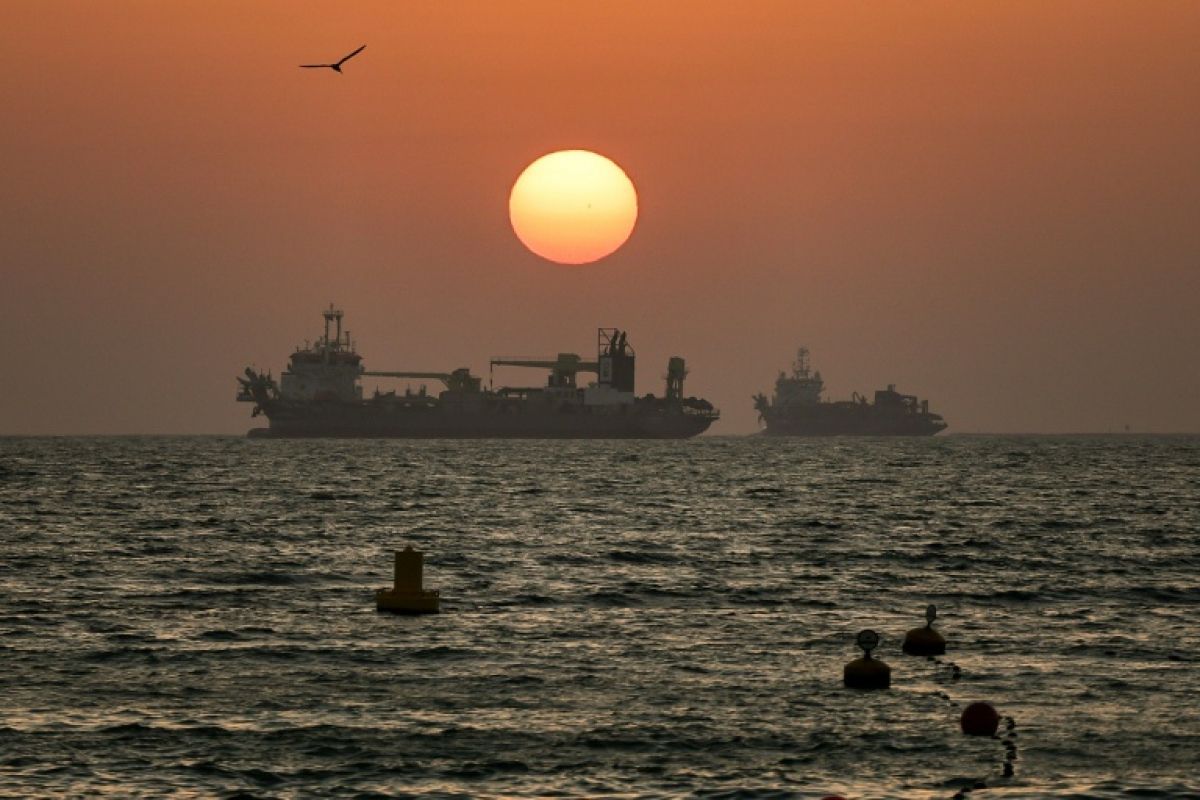 Cent jours de guerre et l Iran tire à nouveau sur Israël