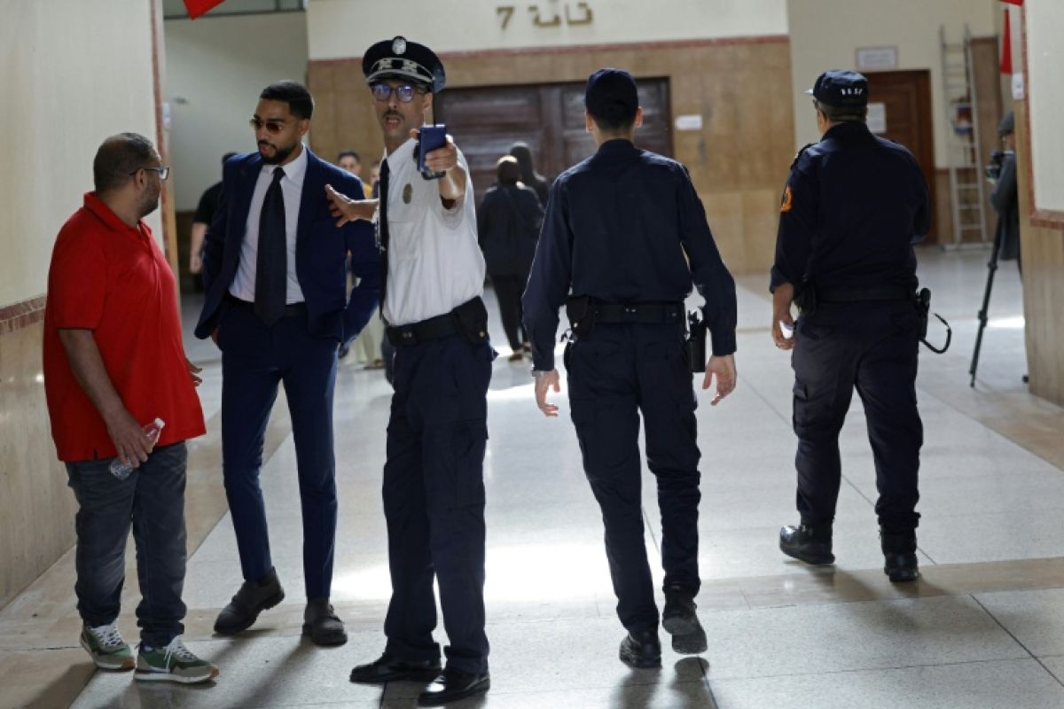 Deux ex-responsables marocains condamnés à 10 et 12 ans pour trafic de drogue