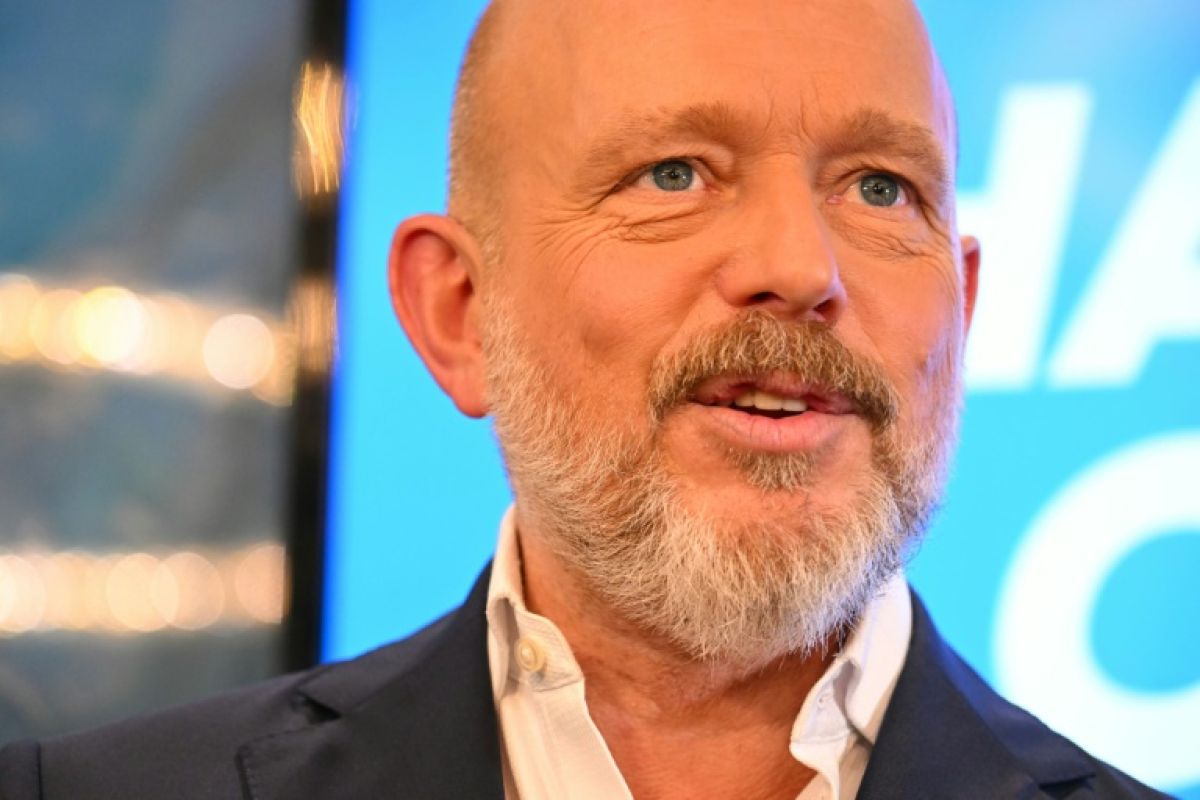 Steve Hilton et Xavier Becerra prêts à en découdre pour la Californie