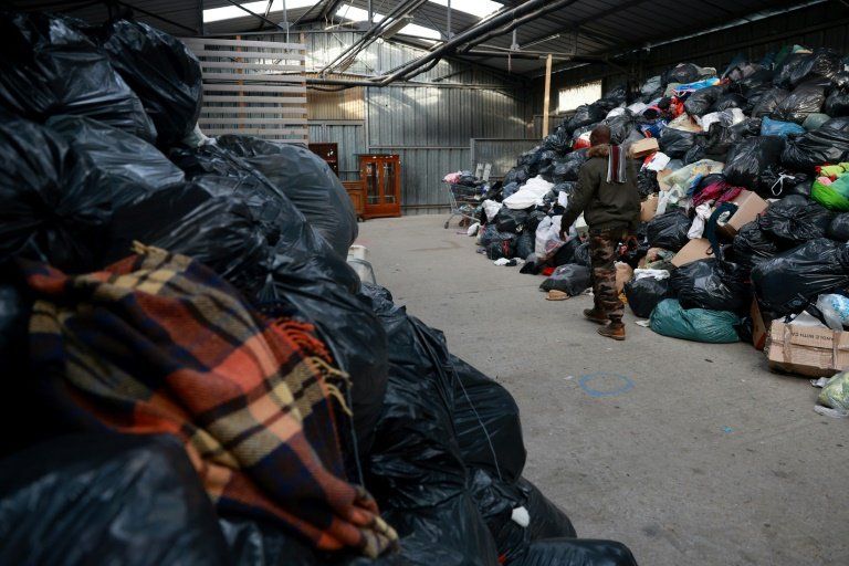 43 vêtements neufs par an en moyenne pourquoi les Français achètent toujours plus