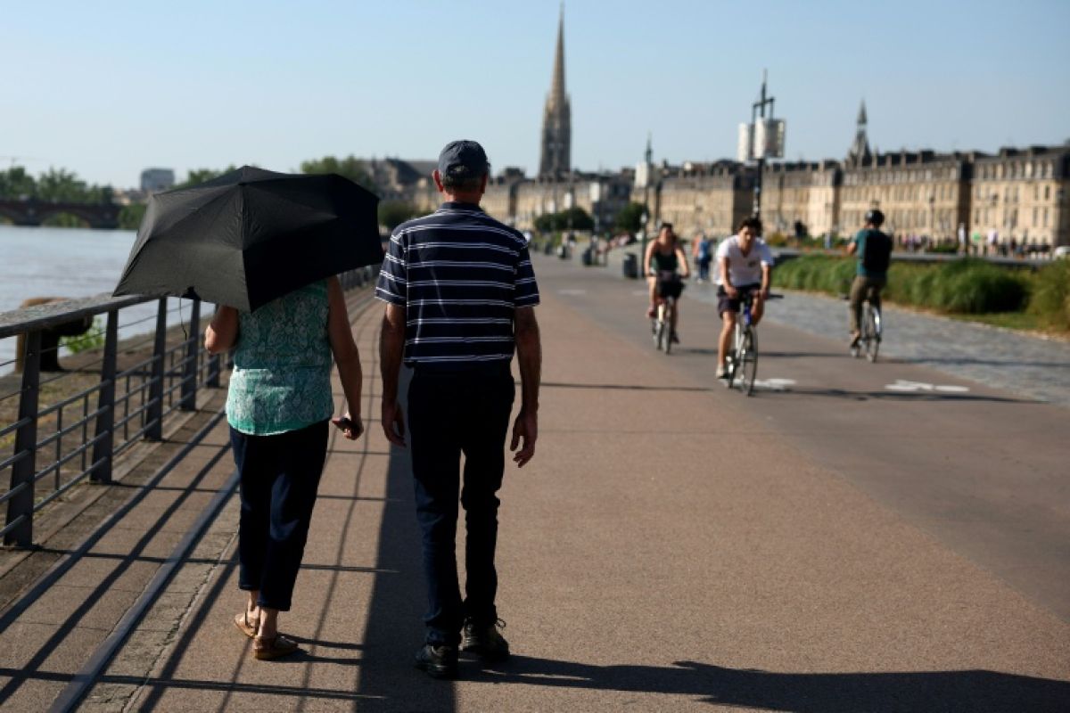 26 départements en alerte la canicule s'installe jusqu'à 40°C