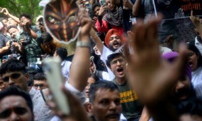 « On est des cafards et on n’a peur de rien » : en Inde, la jeunesse se rebelle après une insulte du juge suprême