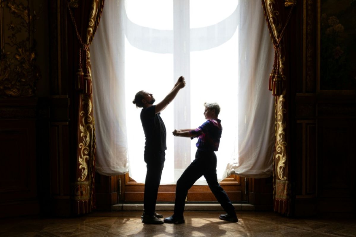 Les derniers gestes du cintrier de l’Opéra-Comique