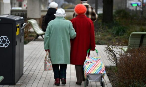 2070, la France comptera deux fois plus de seniors que de jeunes