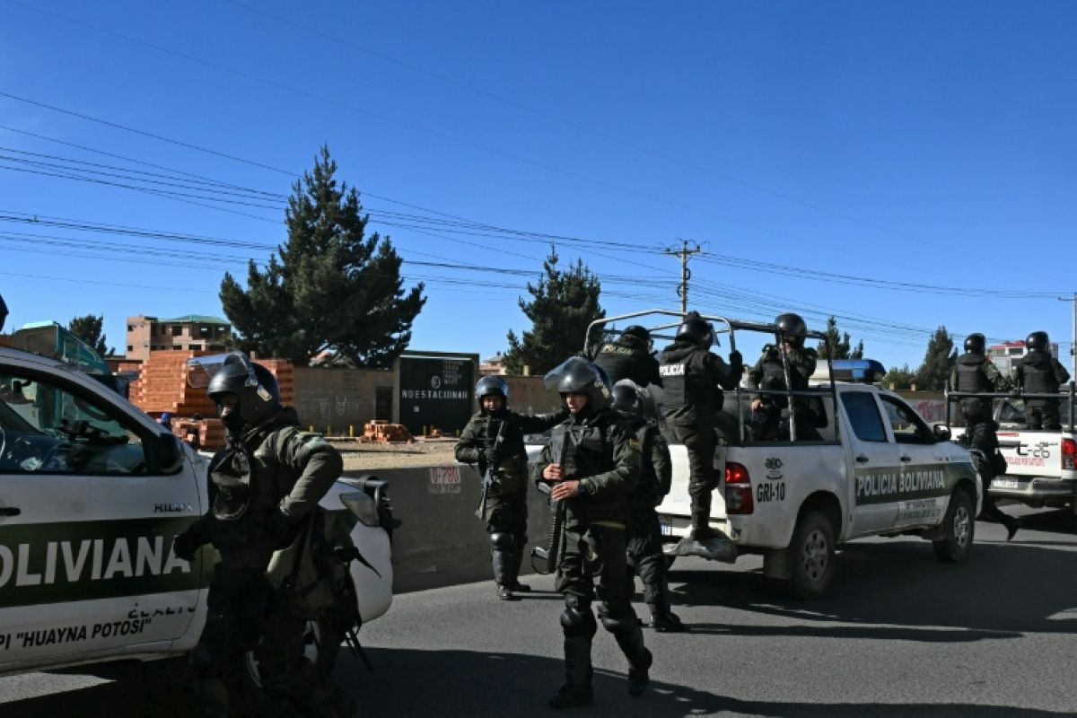 Bolivie sous état d'exception l'armée lève les barrages, la colère paysanne s'embrase