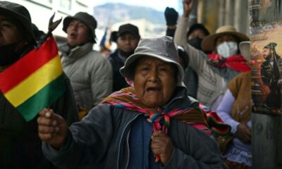 Bolivie la rue crie sa colère contre le nouveau président