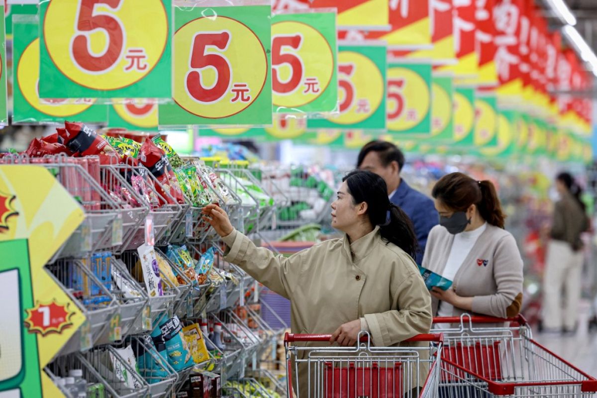Les Chinois consomment moins les commerces trinquent