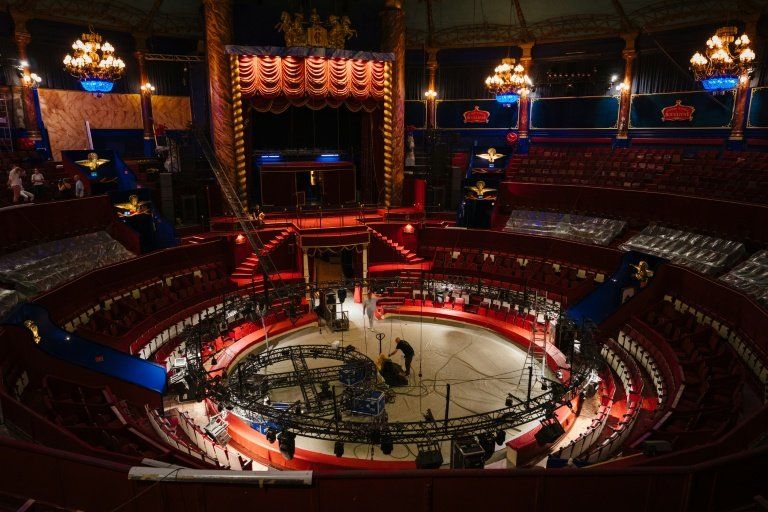 Le Cirque d’Hiver de Paris se refait une beauté pour retrouver son âme d’origine