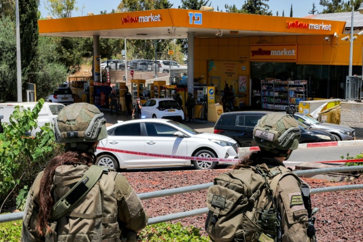 Une fusillade en plein jour fait un mort et cinq blessés en Israël