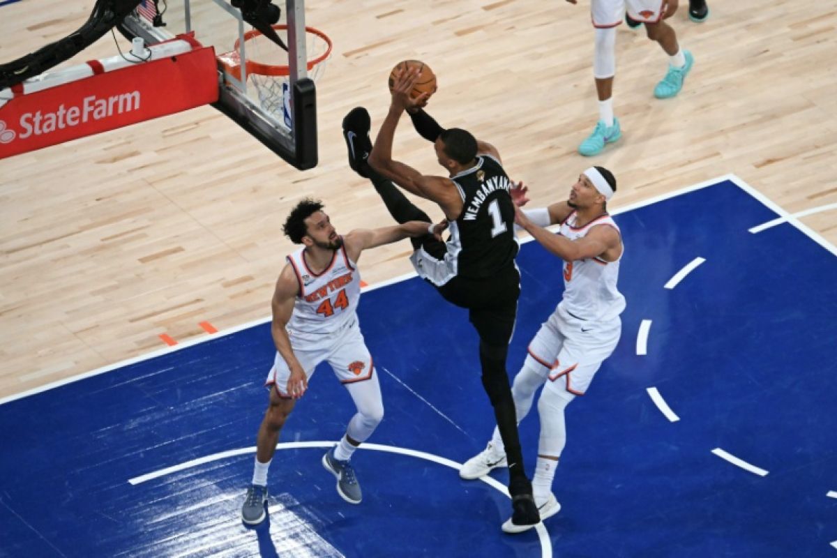 Wembanyama dompte New York et relance les Spurs en finale NBA