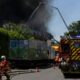 150 pompiers face à un brasier géant à Bobigny