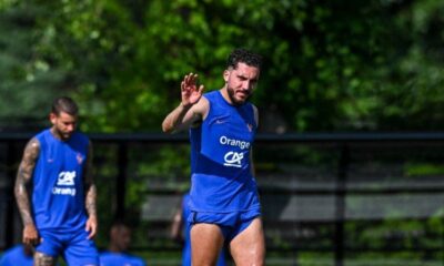 Rayan Cherki régale les Bleus ailleurs que sur le terrain