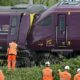 Un conducteur de train tué et 28 blessés graves après une collision en Angleterre