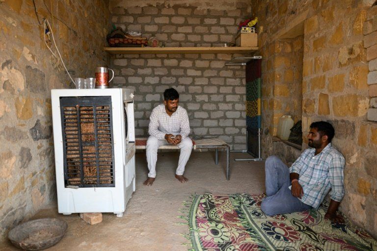 Survivre à 49°C la vie de ceux qui n’ont pas le choix face à la fournaise indienne