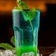Pourquoi le vert de votre sirop de menthe inquiète les experts
