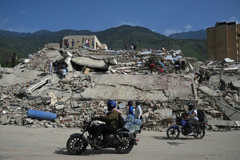 Venezuela la quête désespérée d une mère dans les ruines
