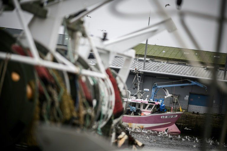 Ils veulent sauver la pêche française, les marins se réunissent à Cherbourg