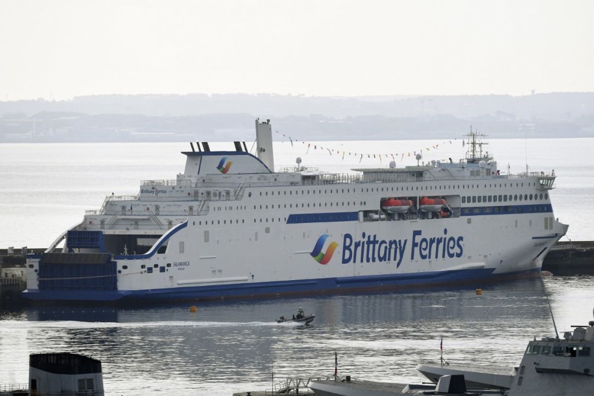 Brittany Ferries vend deux navires et met fin à une liaison transmanche