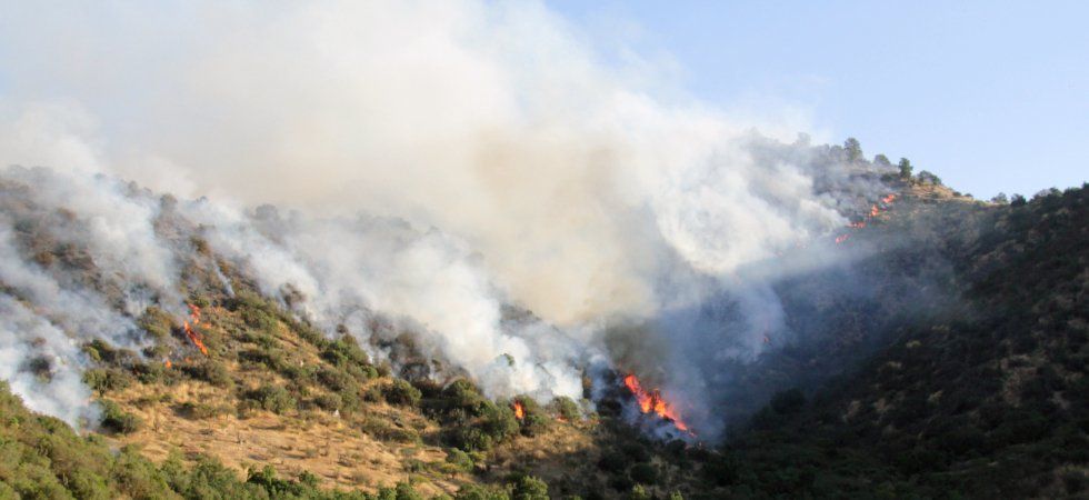 Soleil et vent ravivent la menace des flammes dans le Sud
