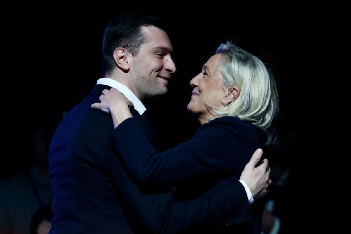Bardella et Le Pen les poupées gigognes du RN