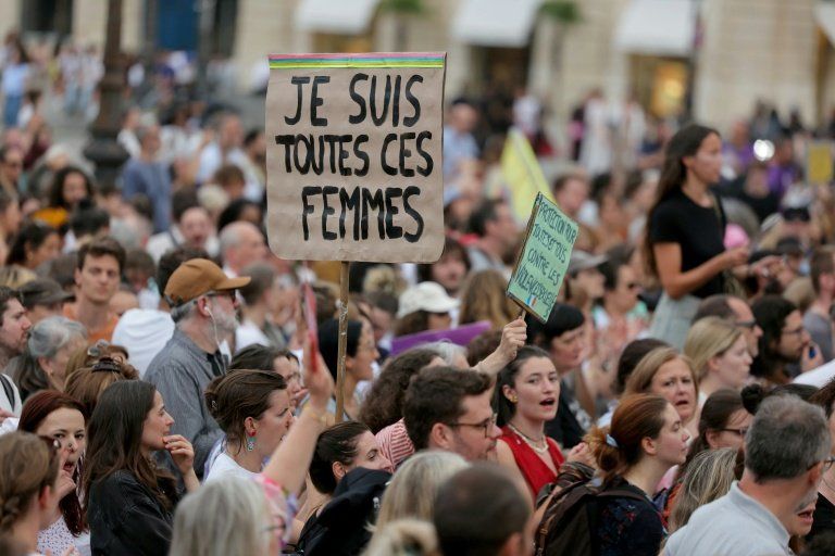 Pourquoi les hommes sortent enfin du silence dans la lutte contre les violences sexuelles