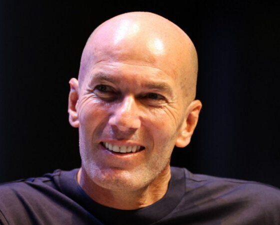 Zinédine Zidane nouveau patron des Bleus la FFF officialise
