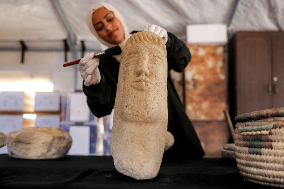 Sous les décombres de Gaza, des bénévoles sauvent des siècles d'histoire