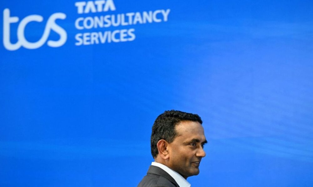 TCS fait mieux que prévu grâce aux banques et à la roupie
