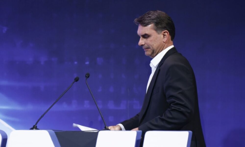 La dynastie Bolsonaro se déchire à quelques mois de la présidentielle