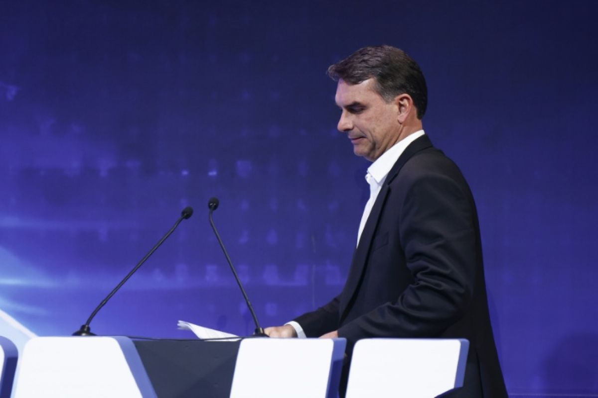 La dynastie Bolsonaro se déchire à quelques mois de la présidentielle