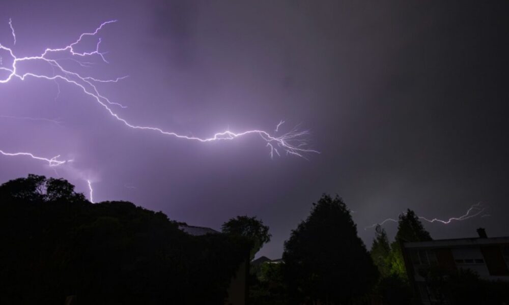 La canicule cède la place à des orages violents dans dix départements