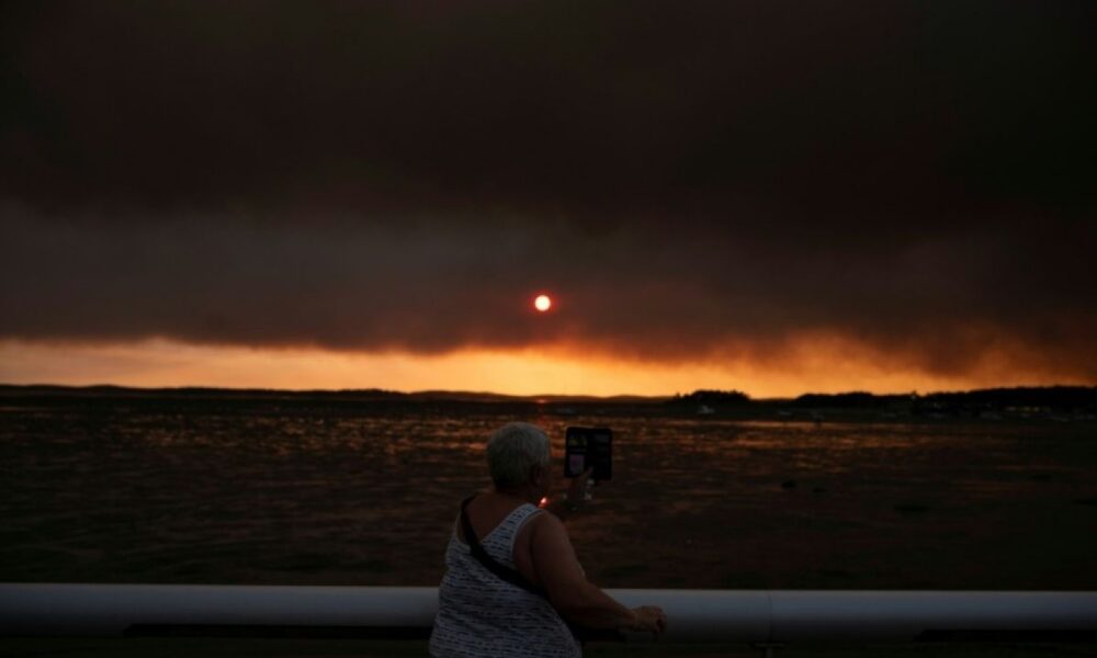 L'Europe suffoque sous les flammes. Sécheresse et vents attisent la catastrophe