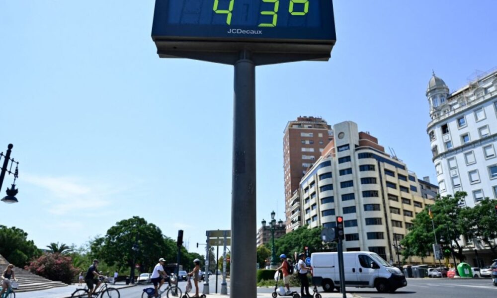 La canicule met les travailleurs français au défi de s’adapter