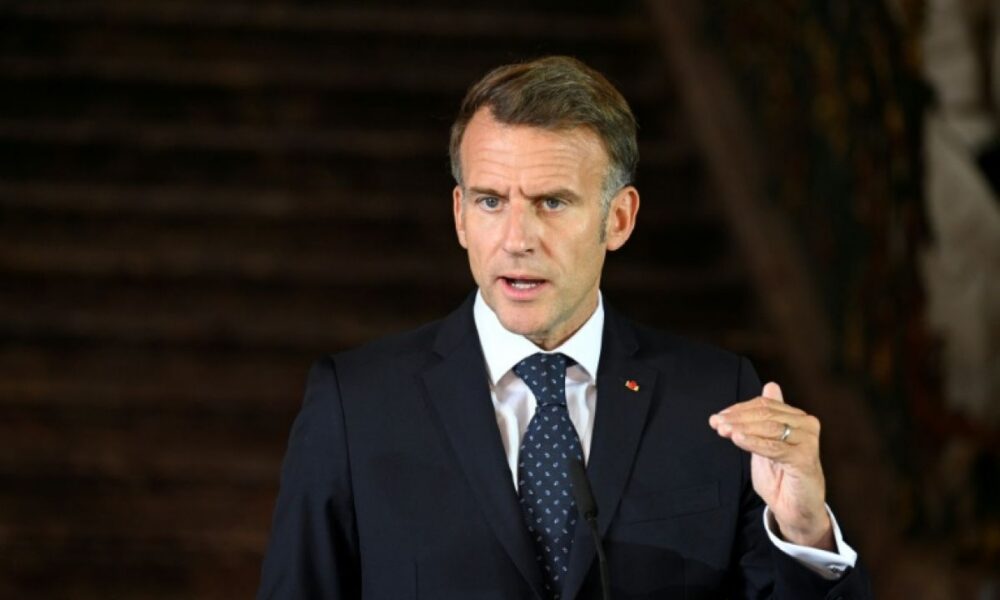 Algérie pourquoi Macron a recadré son ambassadeur sur les visas