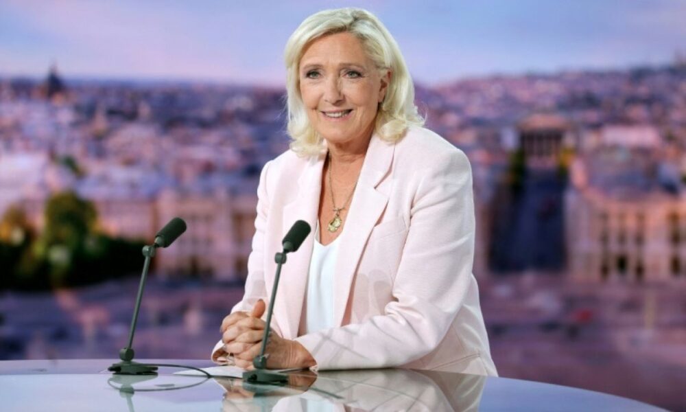 Marine Le Pen défie la justice et lance sa campagne présidentielle
