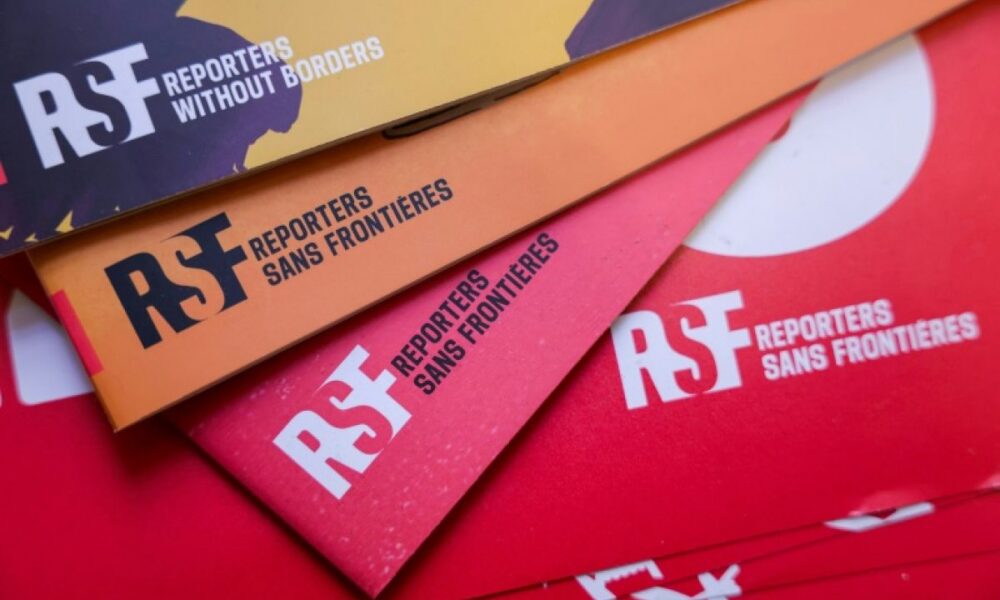 A Annecy, des proches du maire auraient acheté des centaines de journaux pour étouffer une accusation de viol