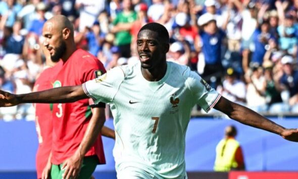Mbappé sort le grand jeu, la France pulvérise le Maroc