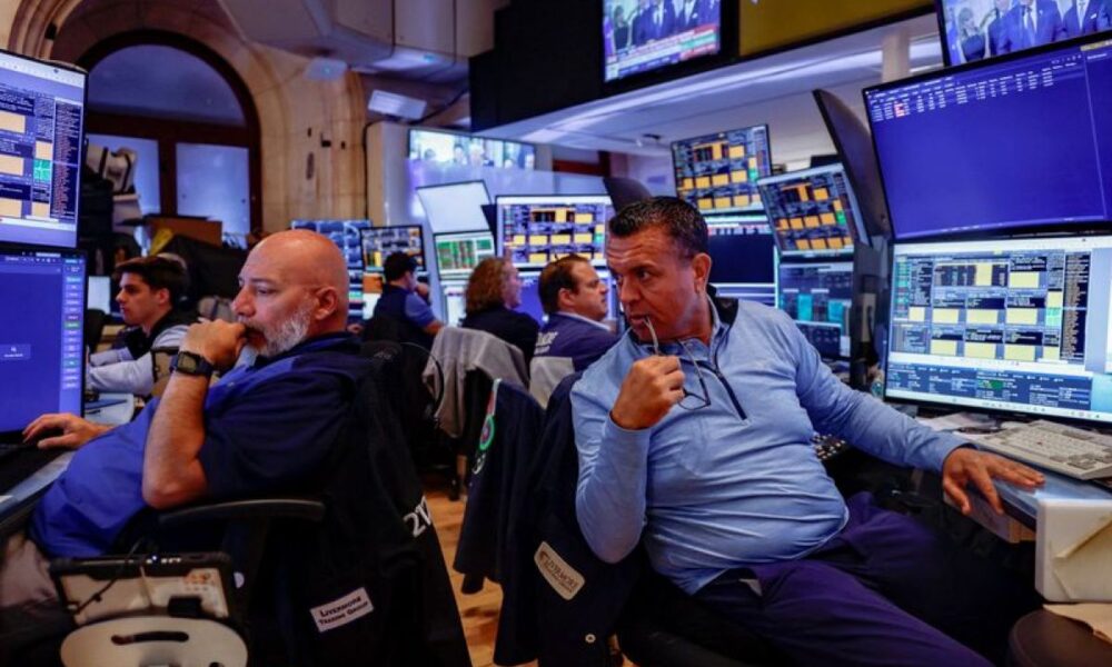 La tech sauve les marchés mais la santé et le Moyen-Orient inquiètent