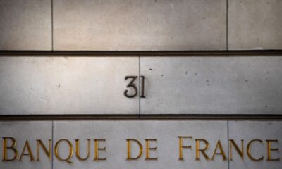 Le déficit commercial français reste stable et cela soulève des questions