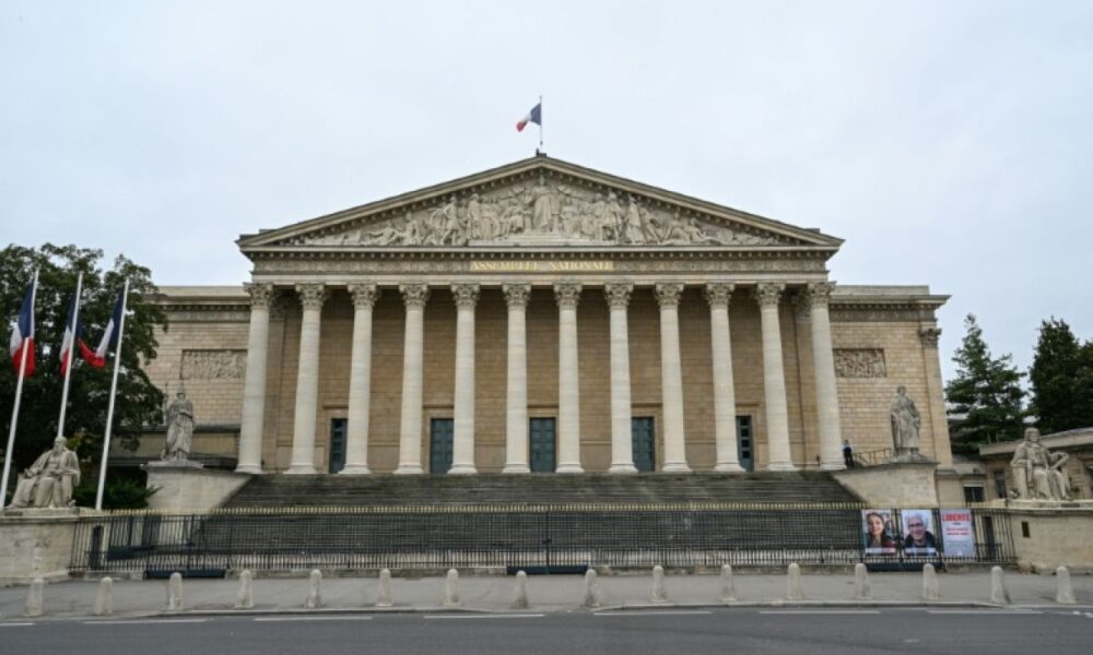 Free parties et rodéos motorisés la nouvelle loi sécurité qui divise
