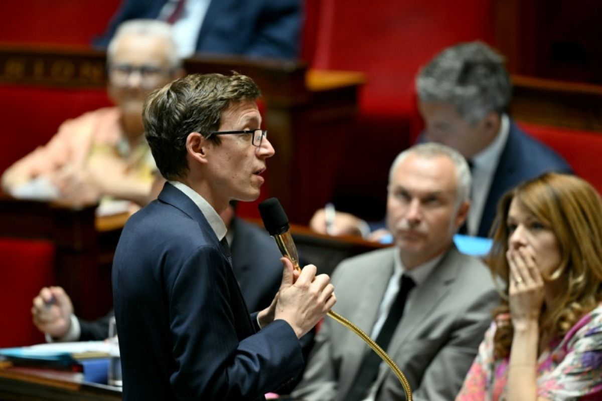 Le mot "Vichy" restera dans les livres d'histoire, le ministre tranche