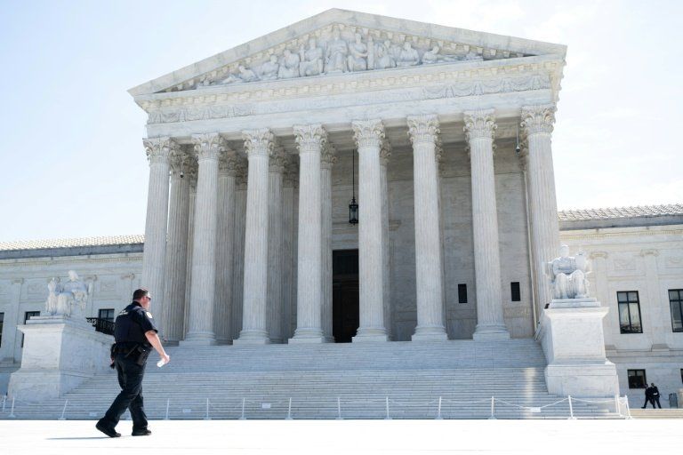 Trois défaites cuisantes mais un superpouvoir de licenciement la Cour suprême bouscule Trump
