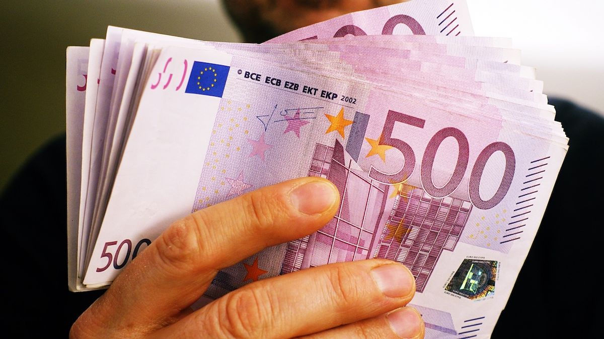Voici combien rapportent 10 000 euros placés en assurance vie pendant 10 ans